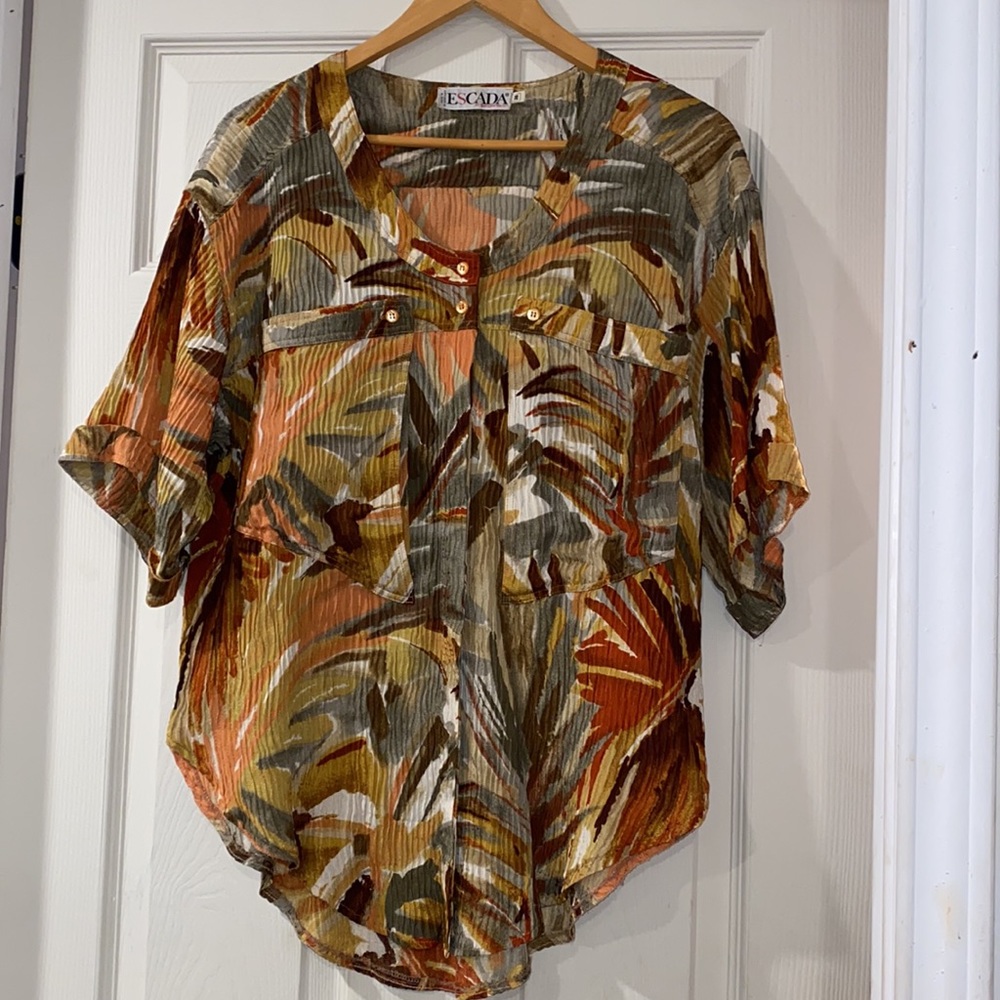 Escada vintage top. Size 38